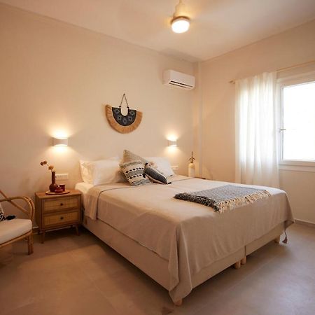 Villa Spiliada Private House Batsi à Batsíon Extérieur photo